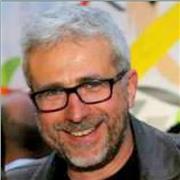 Posso dare lezioni di francese a tutti i livelli, visto che è la mia lingua madre! Anche di inglese!